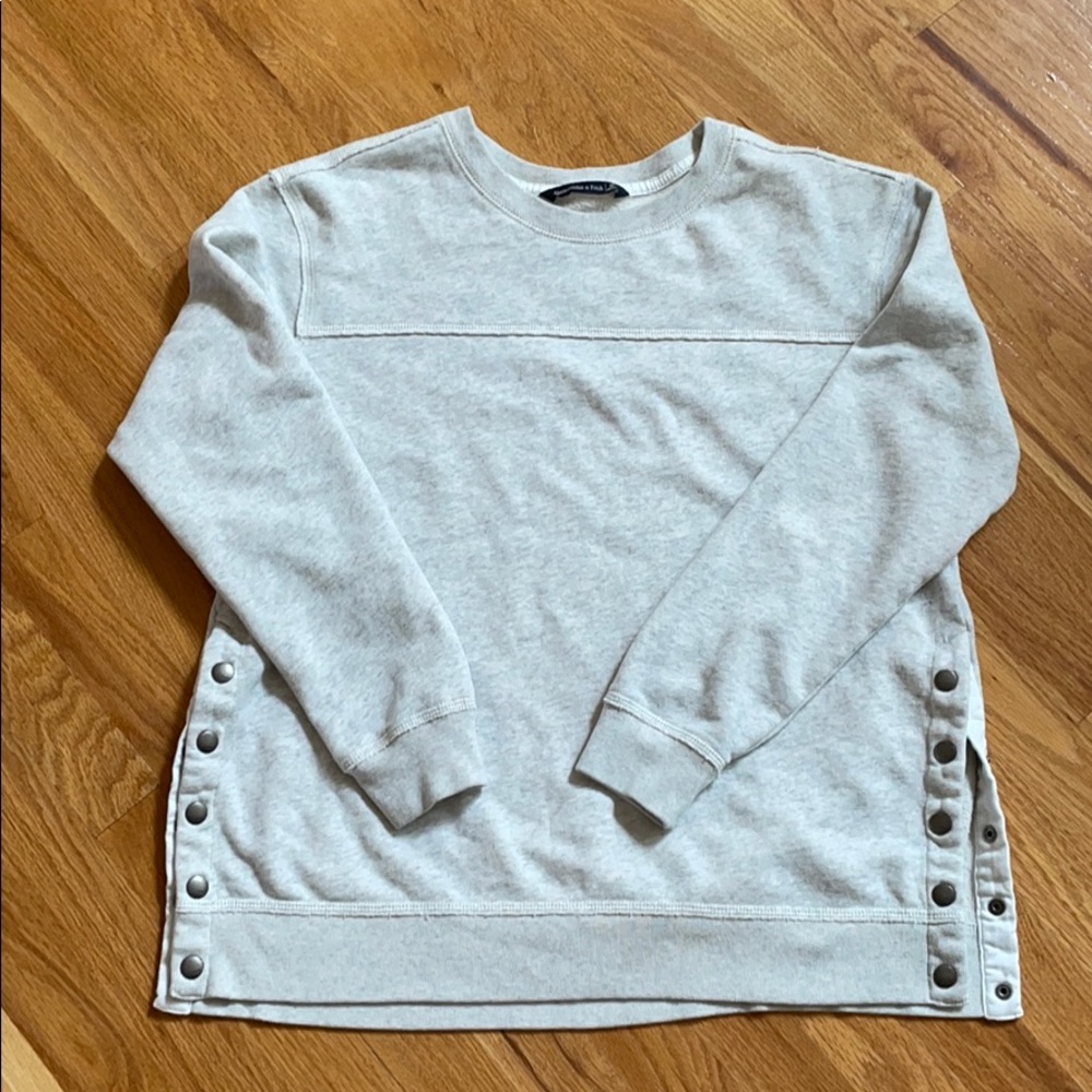 Abercrombie & Fitch Side Snap Sweatshirt